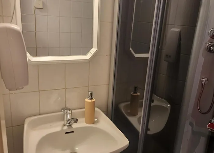 Transhostel Iris * Narva